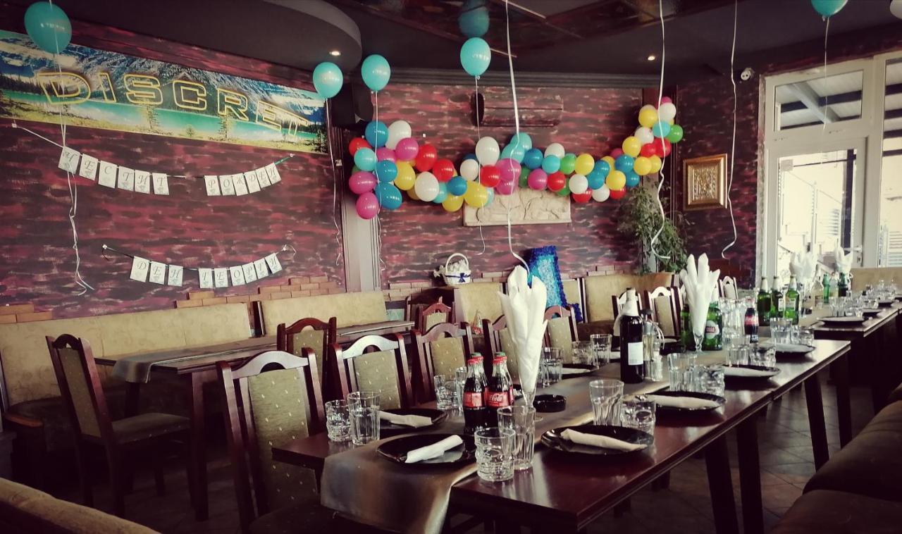Discret Hotel & Restaurant Vladaya Exterior photo